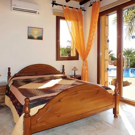 Villa Stavroulla *