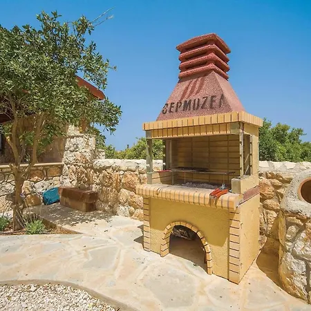 Stavroulla Villa Argaka