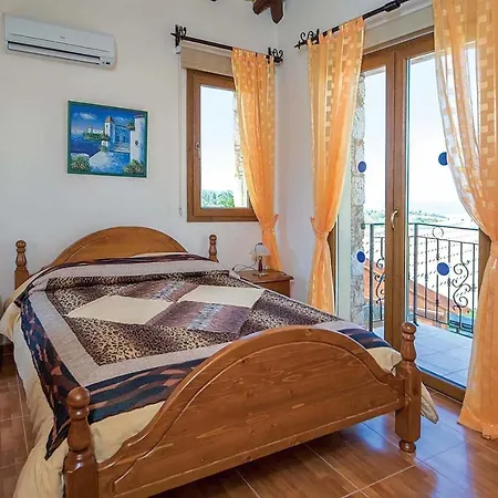 Stavroulla Villa *