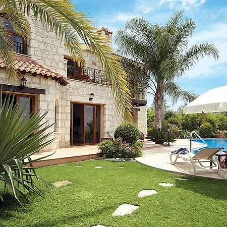 Villa Stavroulla *