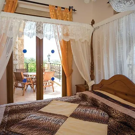 Stavroulla Villa *